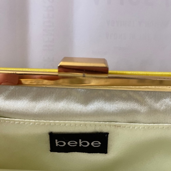 Bebe Yellow & Gold Chic & Sassy Clutch - Picture 4 of 8